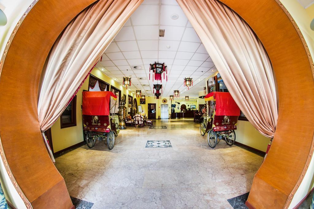 Hotel Pekin Władysławowo Екстериор снимка