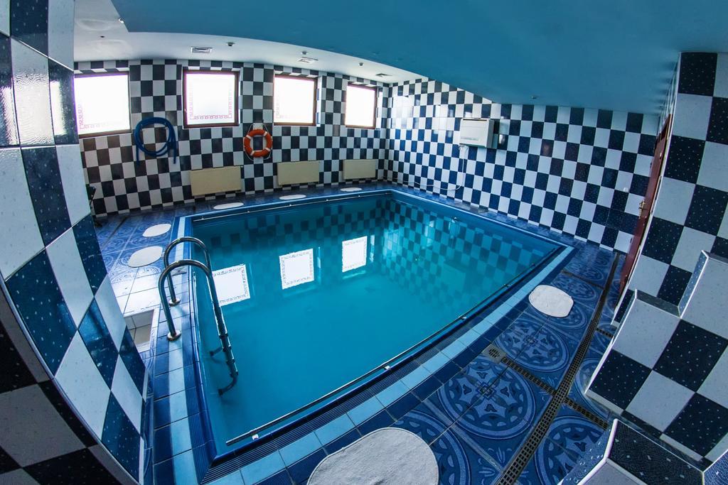 Hotel Pekin Władysławowo Екстериор снимка