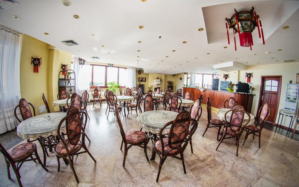 Hotel Pekin Władysławowo Екстериор снимка